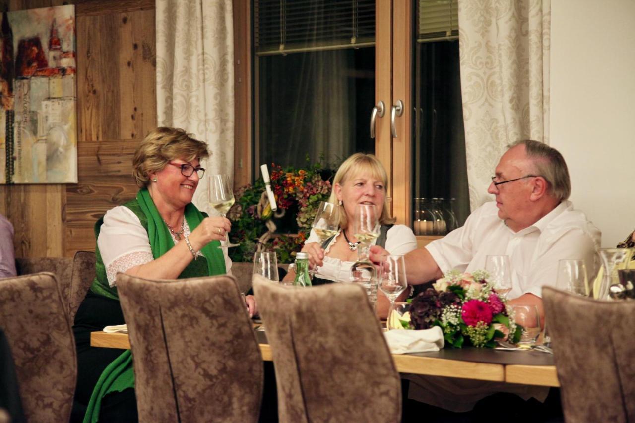 Hotel-Restaurant Am Hochfuchs Eugendorf Zewnętrze zdjęcie